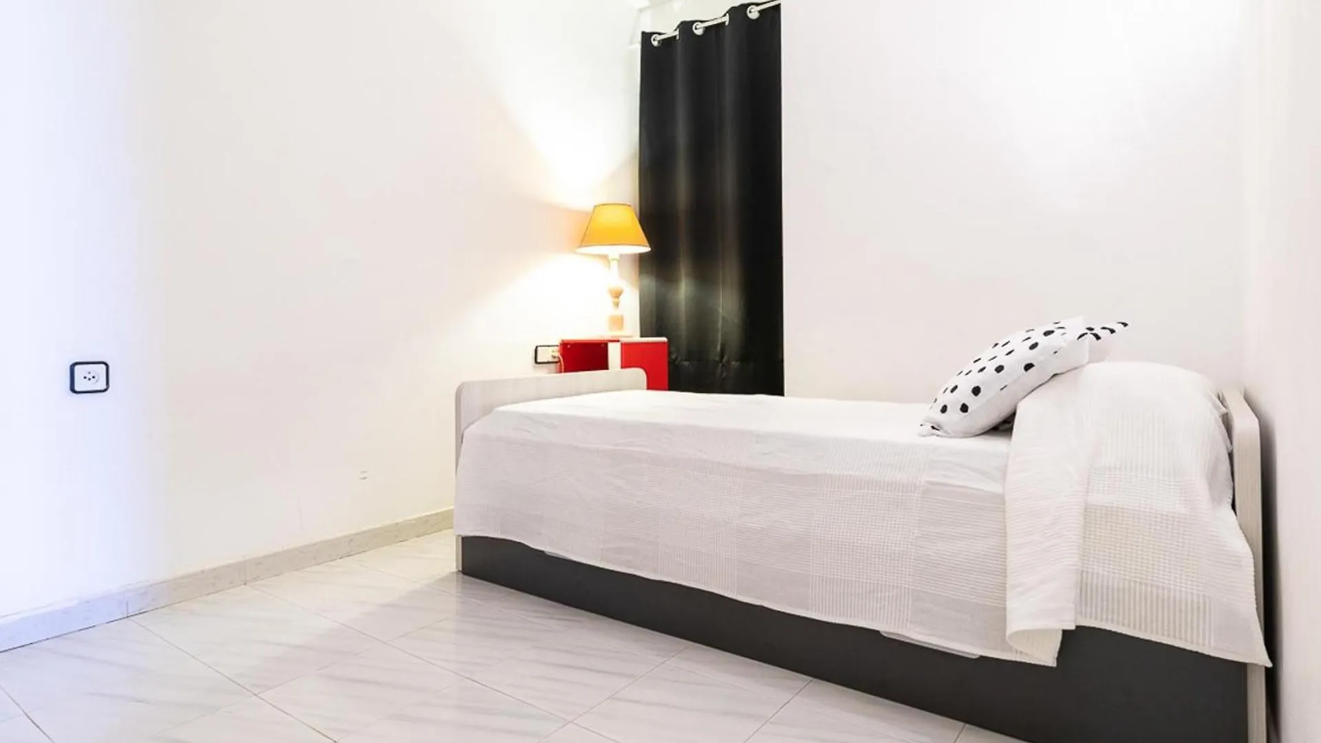 Apartamento L'Escala, 2 Dormitorios, 4 Personas - Es-325-28 Torroella de Montgrí